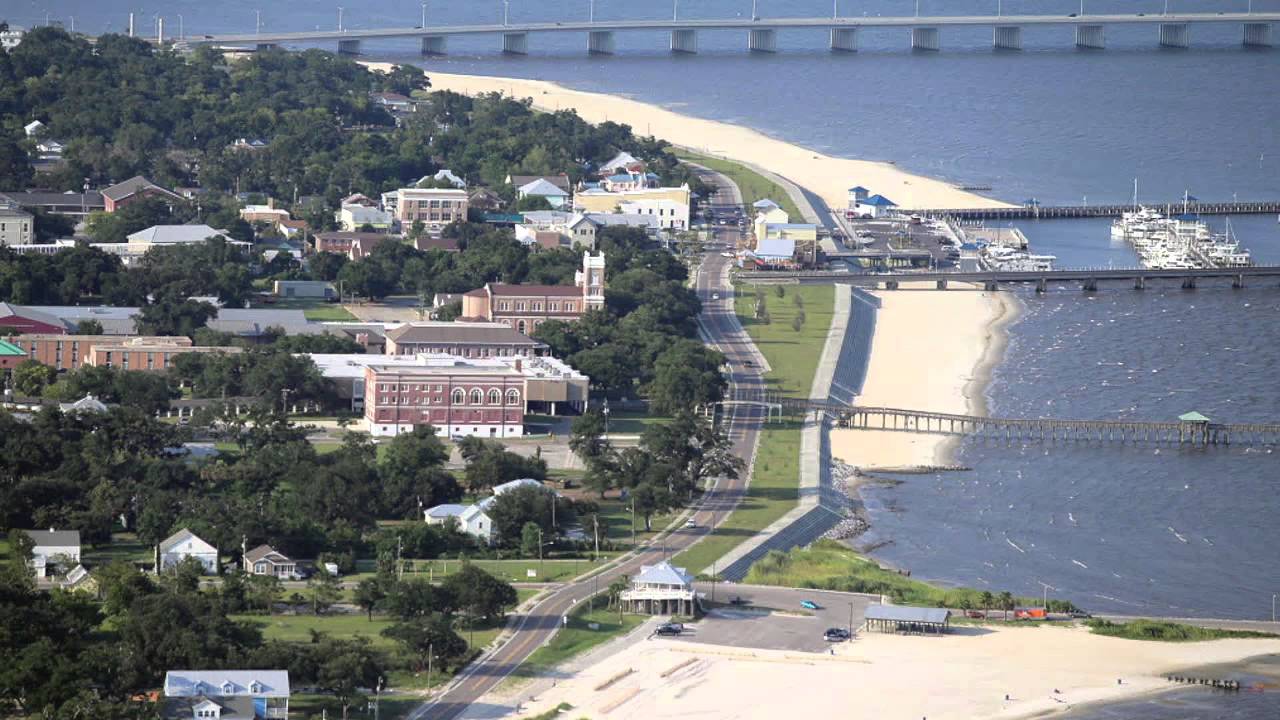 Katrina recovery in Bay St. Louis - YouTube