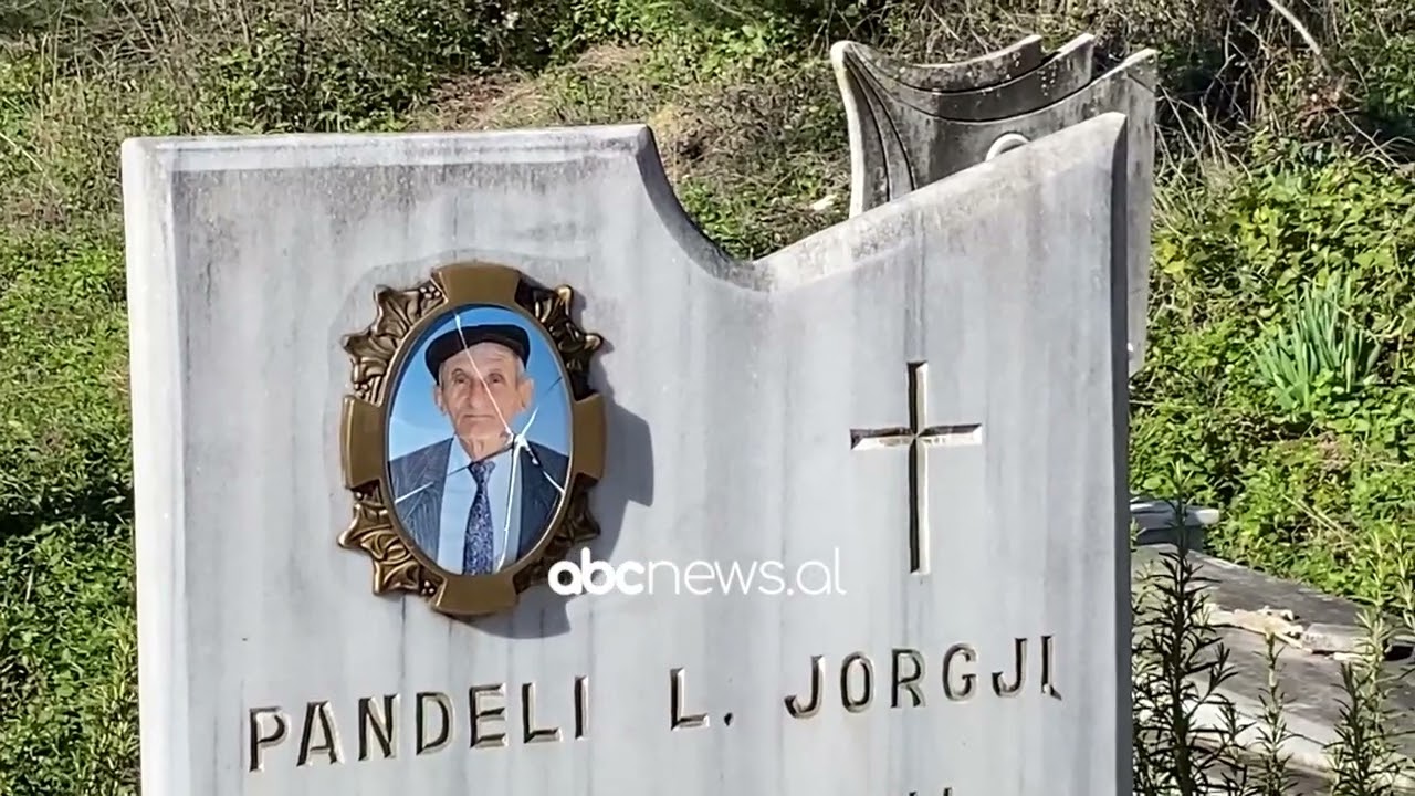 Përmet, dhunohen varrezat/ Thyhen 30 varre, policia nis hetimet