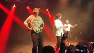 Quest Pistols -  Очі (ПЕРШИЙ ЛАЙВ (Live in Krakow))