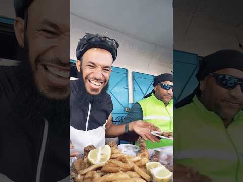 هكذا حال كثير من الناس ان تصبك حسنة تسؤهم وان تصبكم سيئة يفرحوا بها