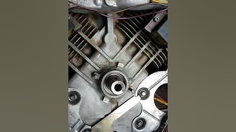 Flywheel crank seal on a CH25s Kohler Command