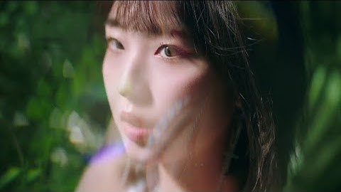 Every Loona MV but only Yeojin