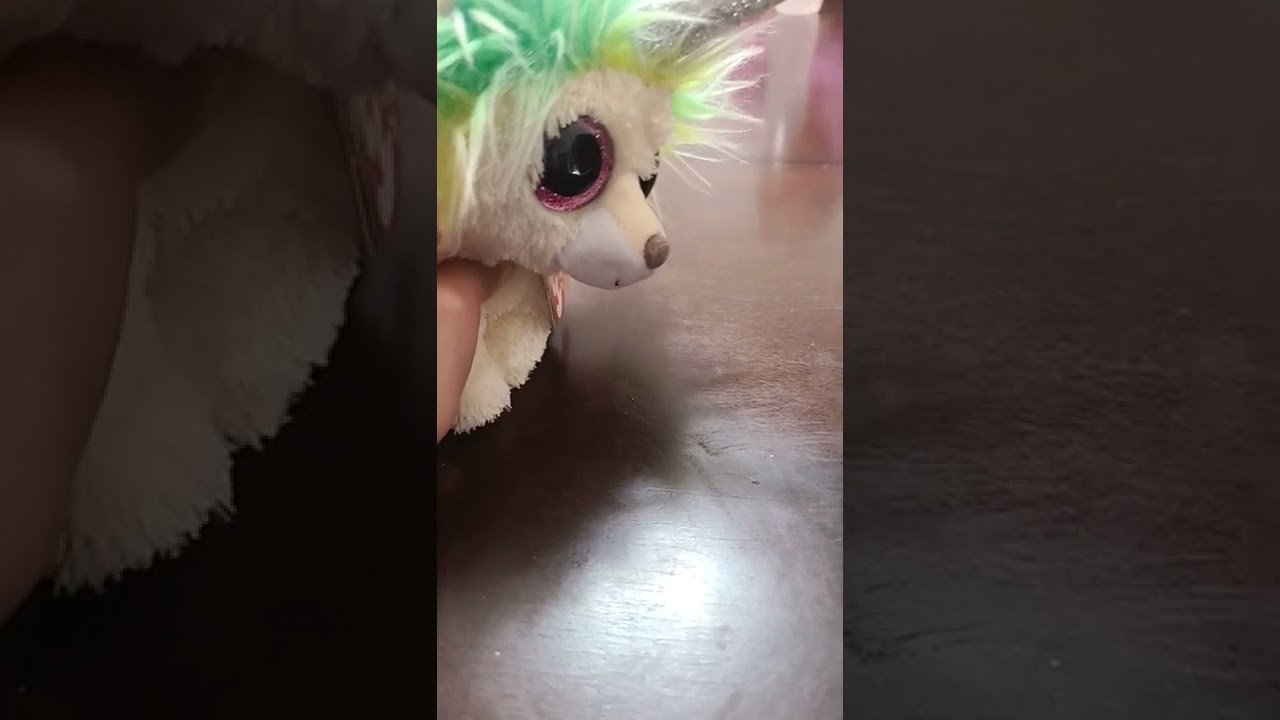 me eating my last dynamite chips