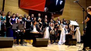 Zeki̇ Müren - İşte Beni̇m Zeki̇ Müren