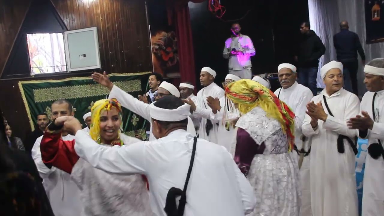 حفل بمناسبة سنة الأمازيغية مع شباب ساكنة مدينة سلا وقدمت #جمعية_سفلات_روحة_زكورة برئسة فتاح صالح 