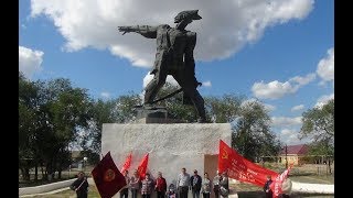 Памятник Чапаеву забросили в Казахстане? Поселок Чапаева