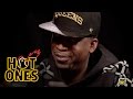 Tony Yayo Talks Shmoney Dance & Eminem's Taco Habit While Eating Spicy Chicken Wings | Hot Ones