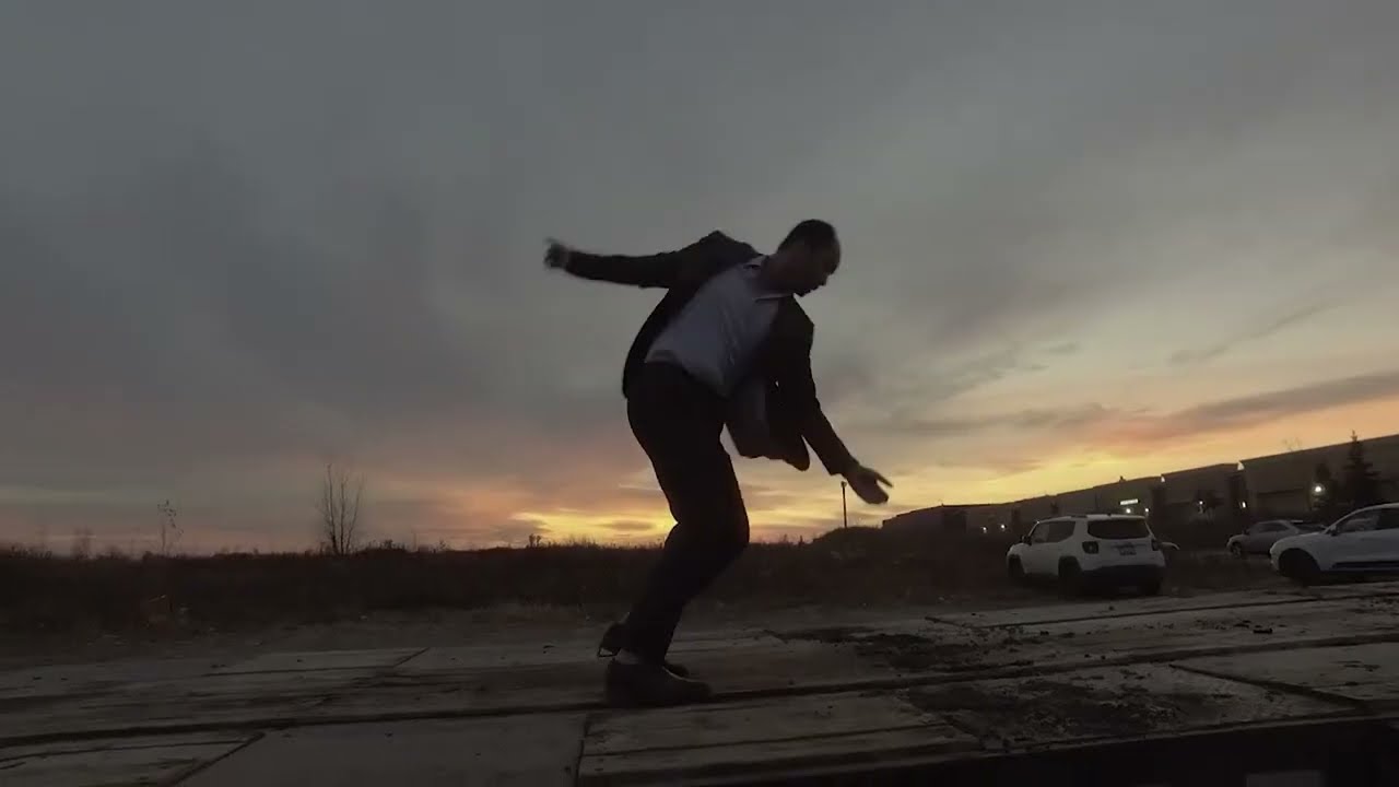 The Commotions - New Suit (Official Video)