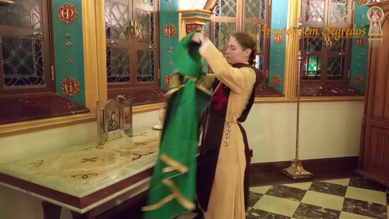 À noite, preparando o momento mais sublime do dia: a Santa Missa! – Arautos sem Segredos