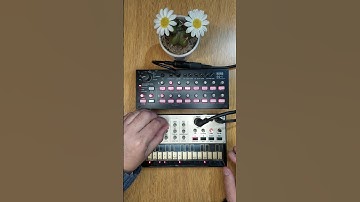 🎹Ondas electrónicas 🎶#shorts #short #shortvideo #shortsvideo #korgkeys #korgsq1 #viral #korgvolca