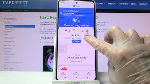 How to Clean Storage in MOTOROLA Edge 20 – Remove Temporary Files