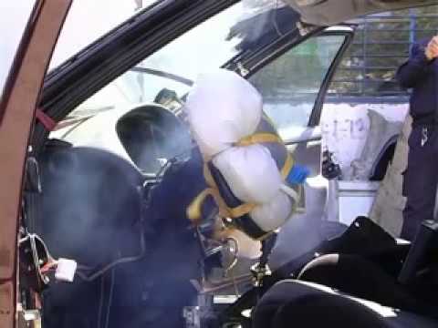 Videó: Hány légzsák van az autókban?