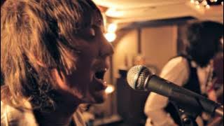 THE CRY! - 'I Think I'm in Love/Down in the City'
