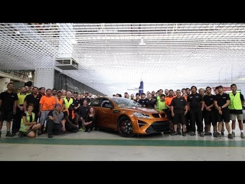 hsv-gts-r-w1-production-ends-last-australian-made-car-rolls-off-holden-special-vehicles-assembl