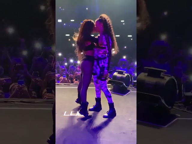 Ludmilla (@ludmilla) archived Instagram Stories compilation from December 14, 2019