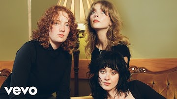 Folk Bitch Trio - Moth Song