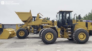 How SEM656D Wheel Loader (5 tons) quick coupler equip the bucket  #wheelloader  #payloader  #loader