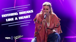 Marthe - 'Nothing Breaks Like A Heart' | Liveshow #1 | The Voice van Vlaanderen | VTM