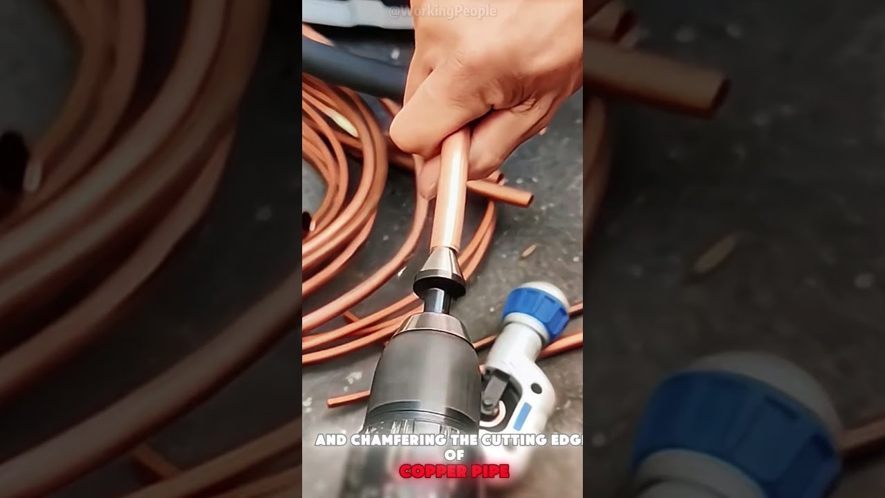 כלי עזר להסרת שבבים ושיפוע של קצה החיתוך של צינור נחושת