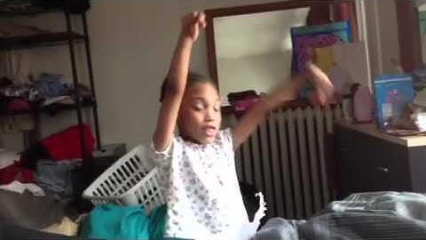 Miracle  6 yrs. old singing connected