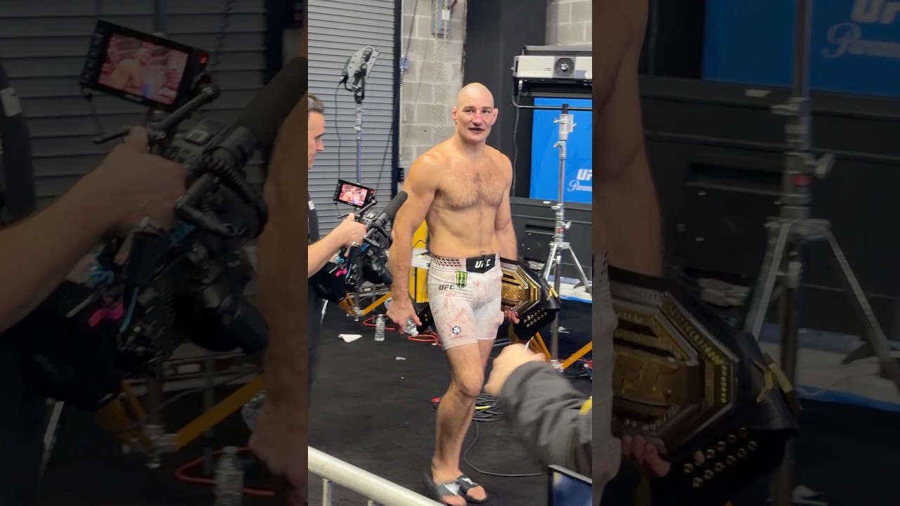 🏆🇺🇸 SEAN STRICKLAND BECOMES UFC MIDDLEWEIGHT CHAMPION AFTER DEFEATING KHAMZAT CHIMAEV (UFC 328)