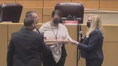 New Cape Coral Mayor John Gunter has first day on ...