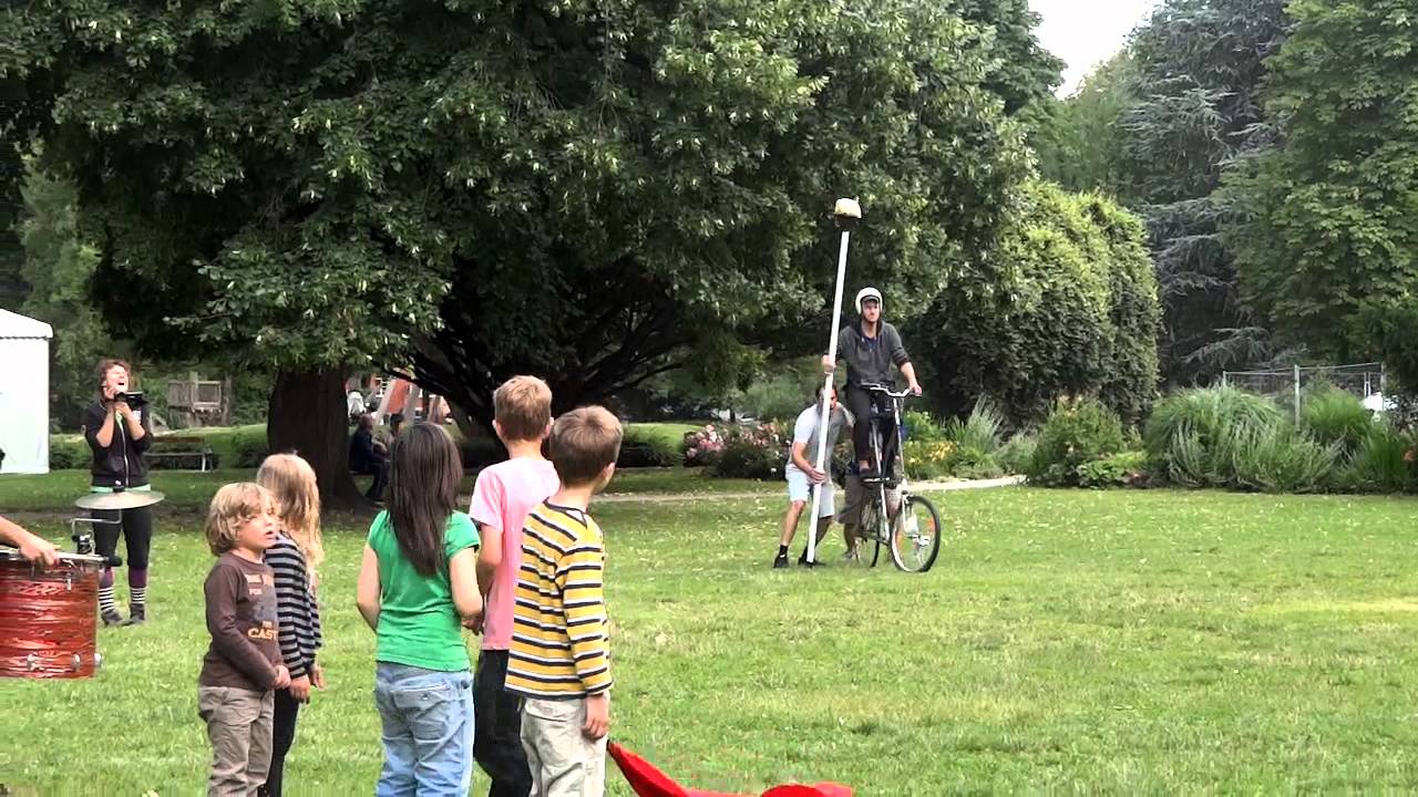 Tall Bike Jousting Graz 28.06.2013 Final Round YouTube