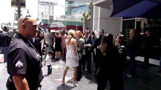 Carrie Underwood Signing @ Simon Fuller Walk of Fame1