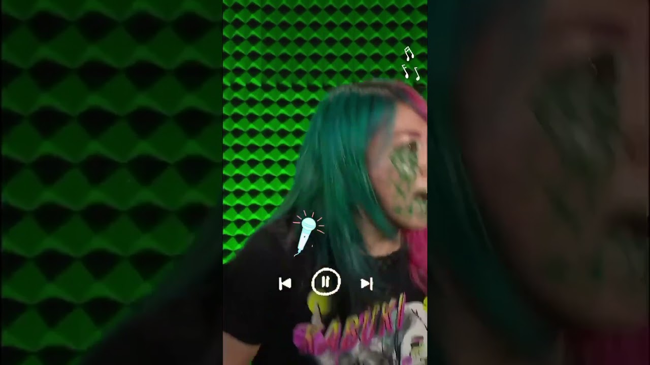 🤣Friday mood, courtesy of @wwe_asuka. 