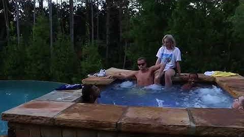 6 Dogs Album Snippet