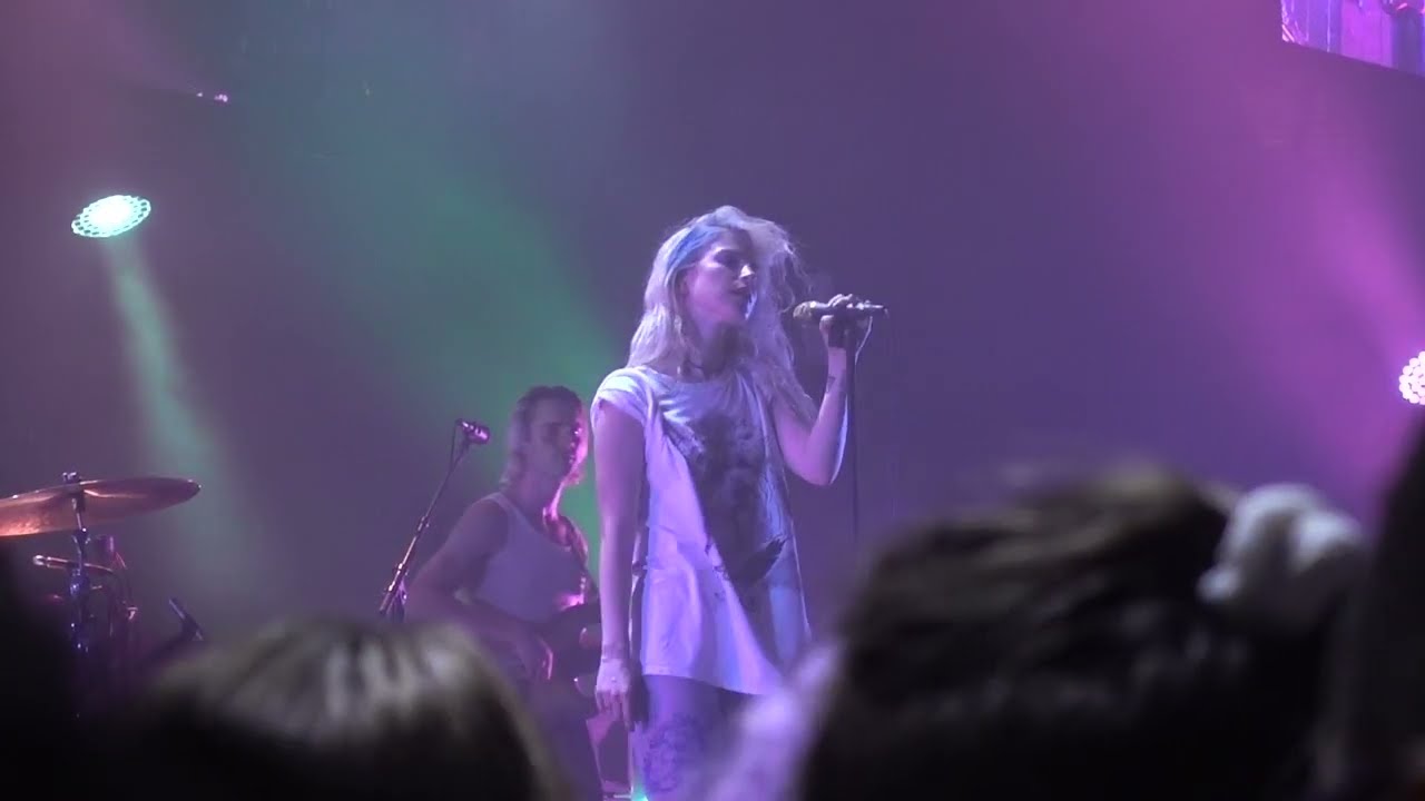 Paramore - Forgiveness (Barclay's Center, NYC 6/26/18)