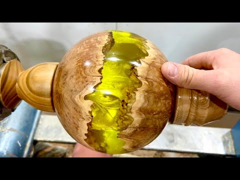 видео: Woodturning - Out Of This World !!