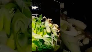 Stir-Fried Leek w/Mushroom yummy delicious_recipes shortvideo recipe