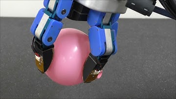 Small deformation grasping of a soft balloon using proximity sensor