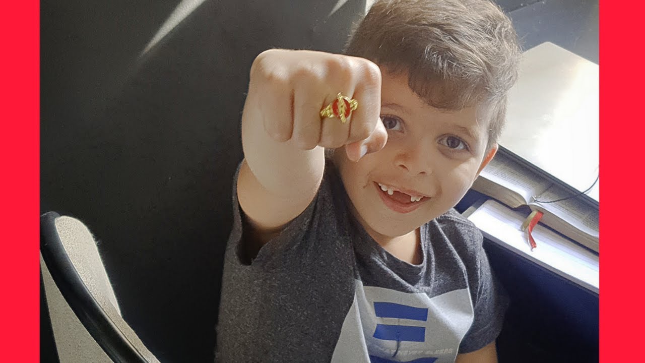 Ganhei um anel do flash do meu pai - YouTube