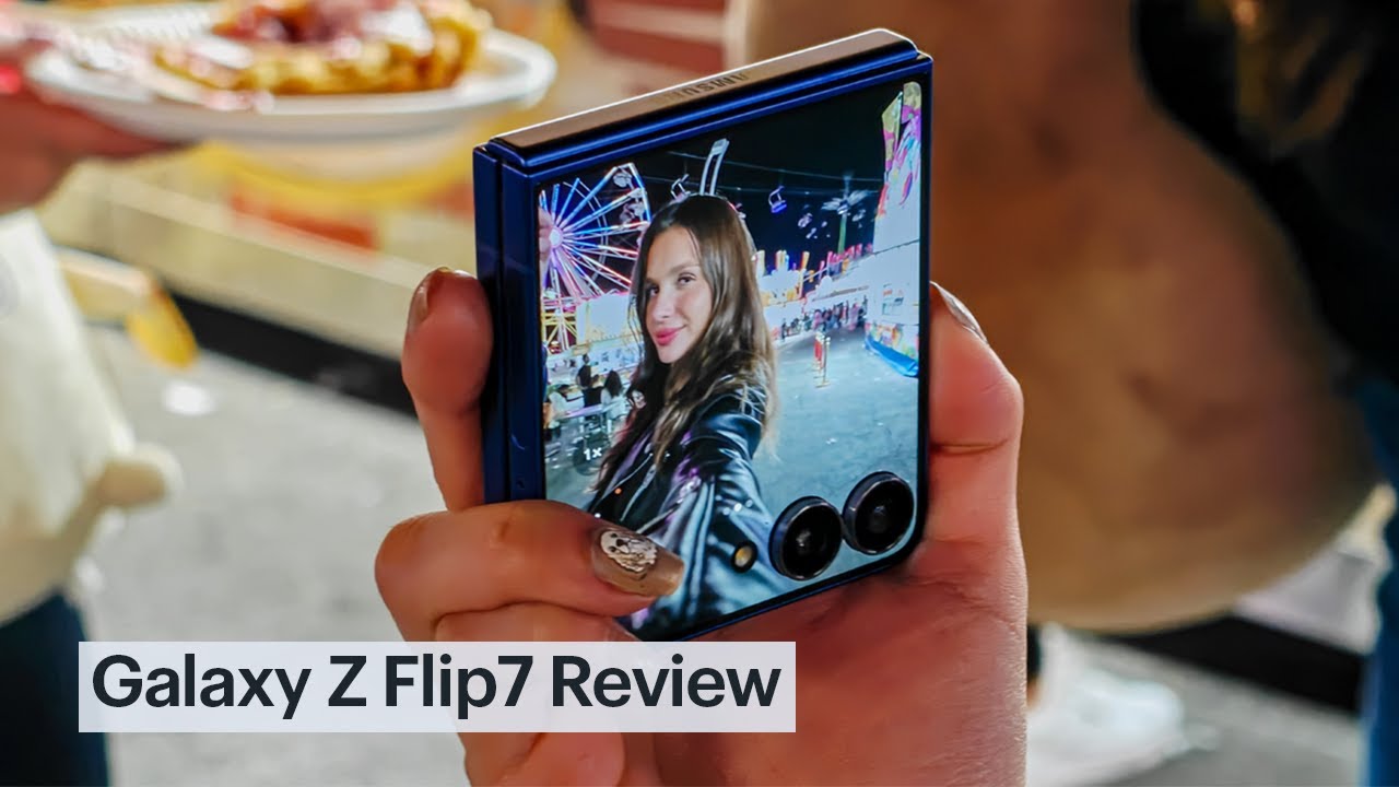 The Samsung Galaxy Z Flip7 expands but also stands pat | Best Buy Blog