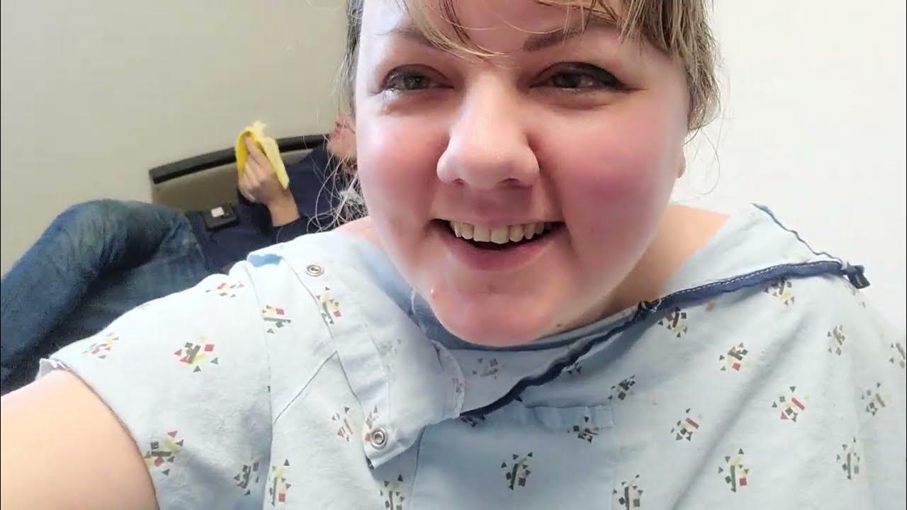 Красивая девушка dj. Смешные обезьяны. Девушка диджей. Мультяшка смеется. Дети смеются.