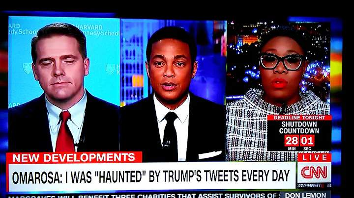 Don Lemon loses it when Symone Sanders slams Omarosa.