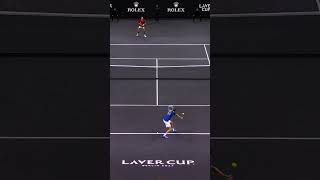 Medvedev GRINDS down Shelton! 🥵 @LaverCup