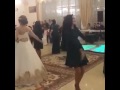 عروسة وصديقاتها يرقصون على أغنية ~papito~ رووووعة 