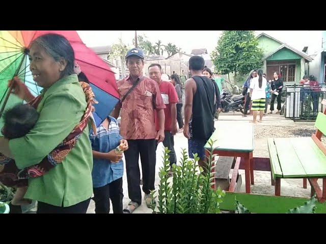 terkejud kami semua kawan jemaat bertamu kerumah kita ada bpk.dan ibu gembala class=