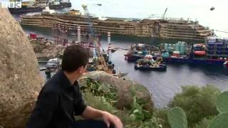costa concordia close Up View Of Damaged Cruise Ship 2