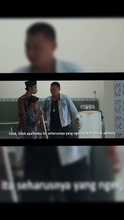 Enthul belain Nemo yang selalu dimarahin bapaknya.