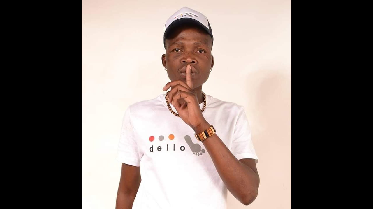 PAPA RHULANI'S PERFORMANCE KA MAGEVA[MARIKANA]