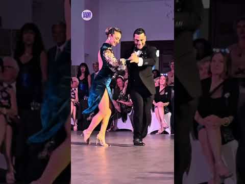 Martina Waldman & Alexander Moncada Rojas tango to “Campo Afuera” (1/13)
