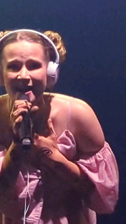Монеточка - Нимфоманка #монеточка #концерт #музыка #music #concert # ...