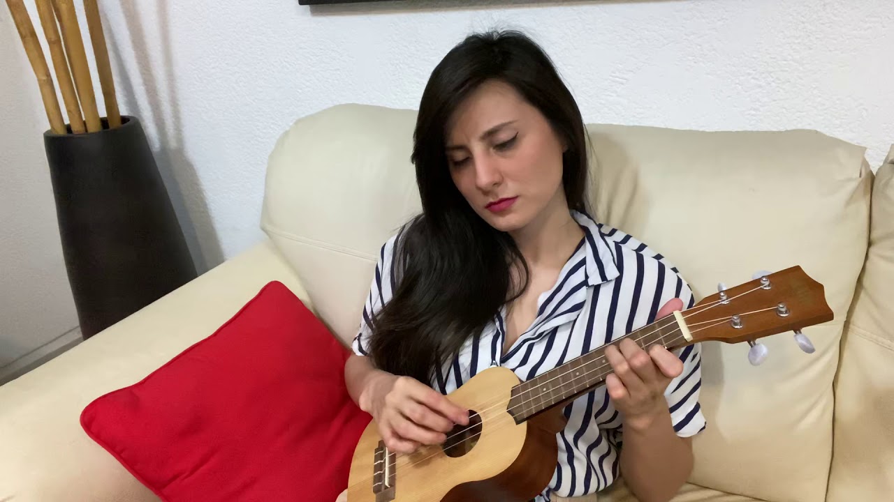 Perfect - Ed Sheeran (Ukulele cover) Andrea Ripoll - YouTube
