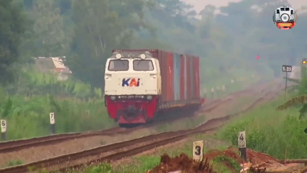 Hunting di perlintasan JPL 36 track lurus sampai 3,3 kilometer bisa durasi panjang.