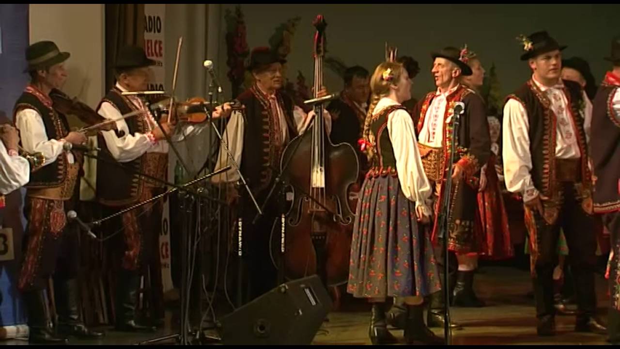 Występ Zespołu Regionalnego PRZYSZOWIANIE (XI OFZAWP – Kielce 2016)