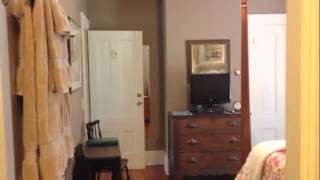Freeport Maine bed and breakfast - Taupe Room